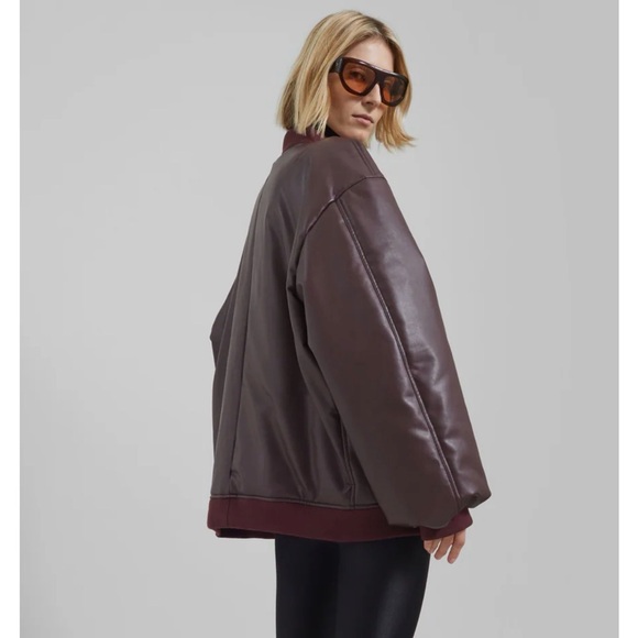 The Frankie Shop ASTRA FAUX LEATHER BOMBER JACKET - BURGUNDY - Picture 5 of 10